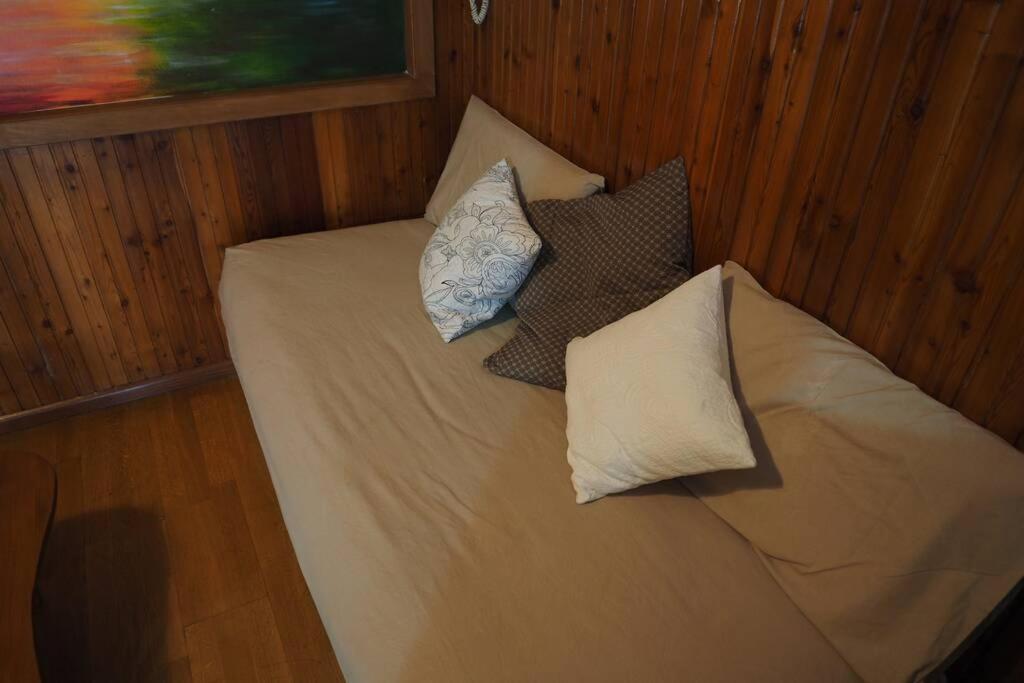 La Casa Degli Ospiti Appartement Morbegno Buitenkant foto