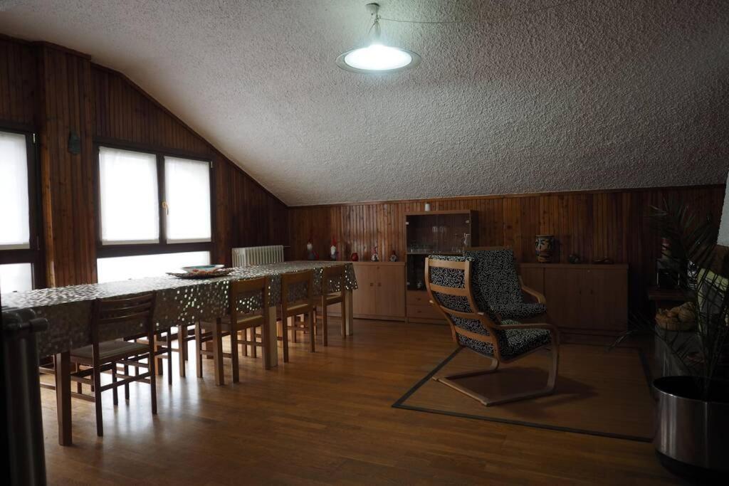 La Casa Degli Ospiti Appartement Morbegno Buitenkant foto