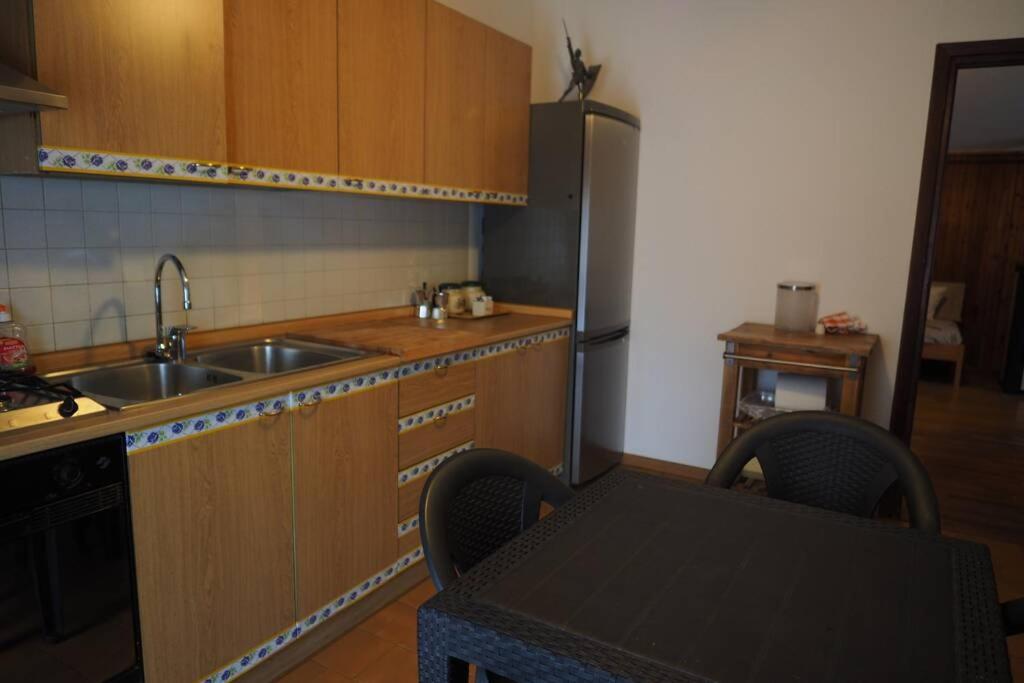 La Casa Degli Ospiti Appartement Morbegno Buitenkant foto